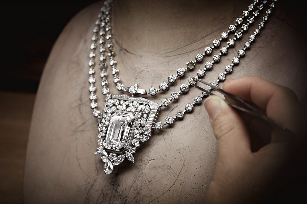 Chanel No 5 Celebrates Its 100th Anniversary With An Exquisite Piece Of Jewellery: The 55.55 Necklace