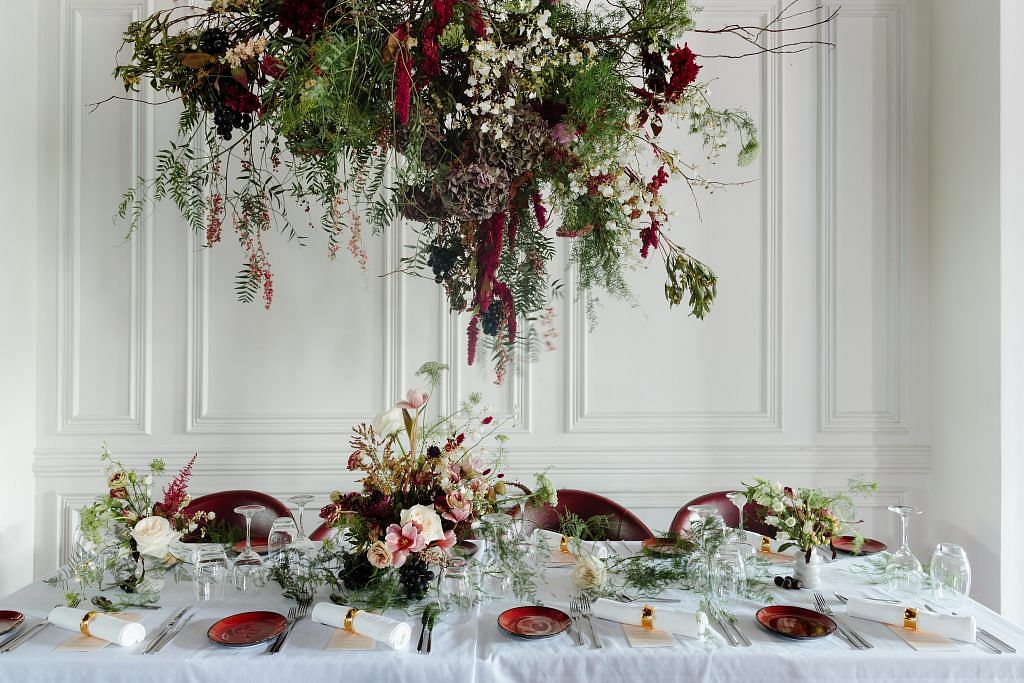 See Charlotte Puxley Flowers’ New Winter-inspired Bridal Flowers