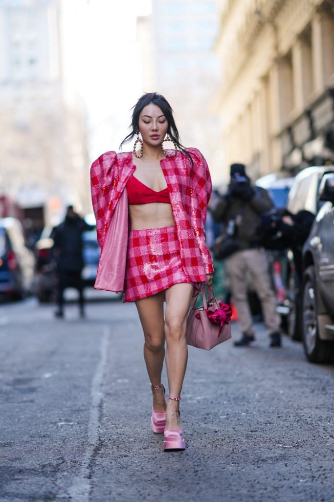 Seven Wildly Different Ways To Style A Vibrant Pink Outfit-Pink Accessories